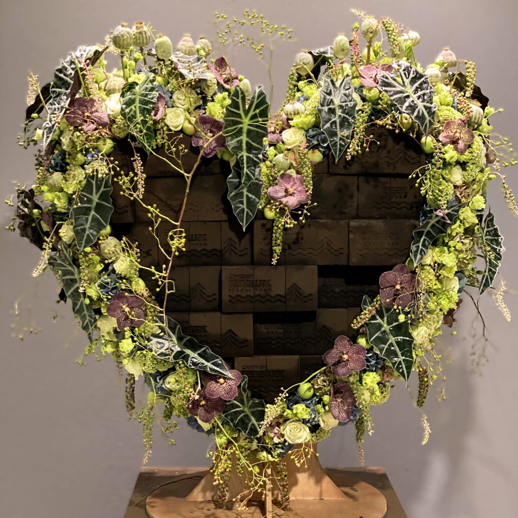 Oasis renewal heart - Westflor florist supplies