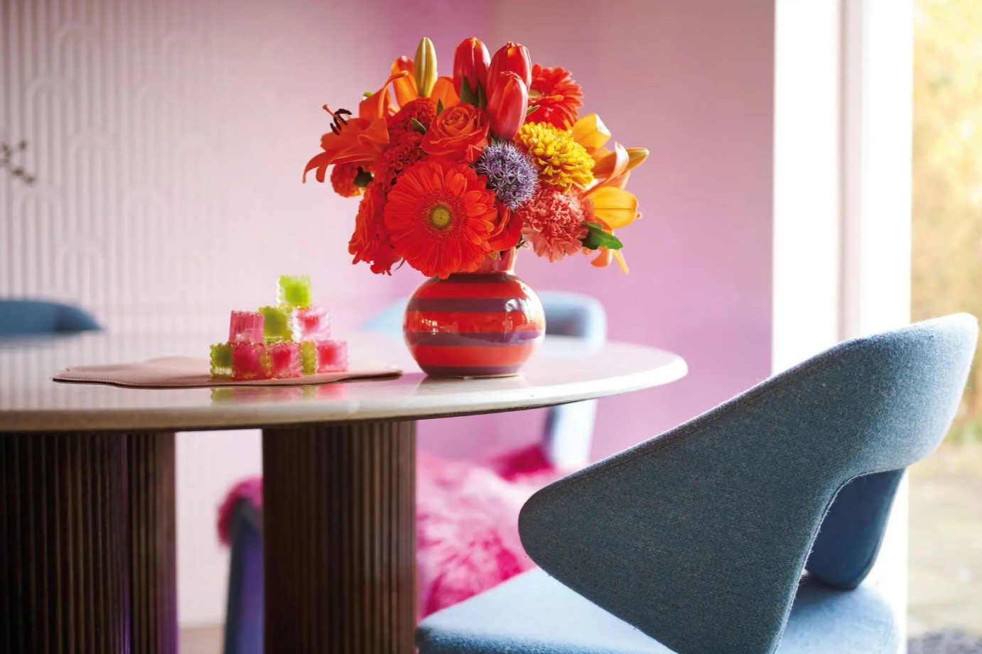 Intriguing decor florist trend inspiraton image 2